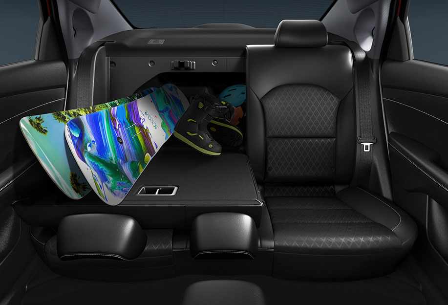 التصميم الداخلي لسيارة كيا سيراتو 2022