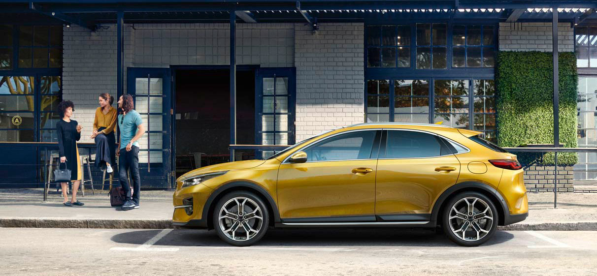 مواصفات لسيارة كيا اكسيد 2022