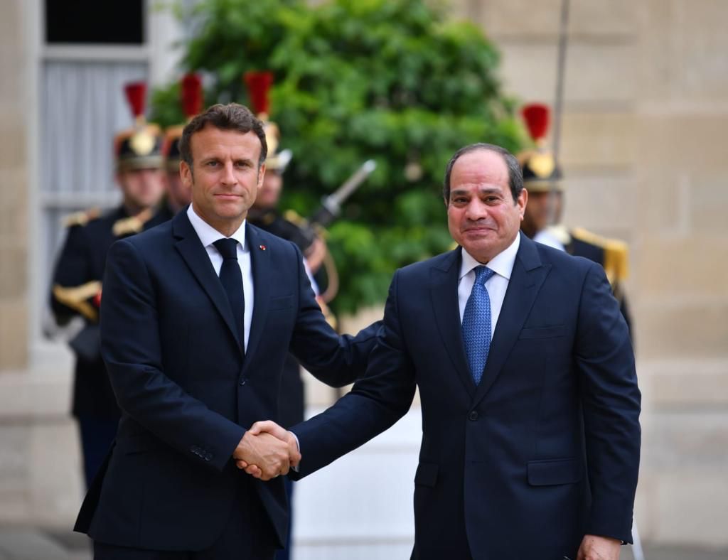 Le président Sissi réaffirme la détermination de l’Egypte à approfondir le partenariat stratégique avec la France