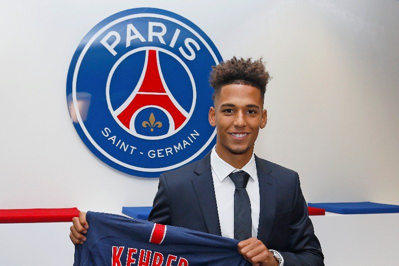 ثيلو كيرير لاعب فريق باريس سان جيرمان