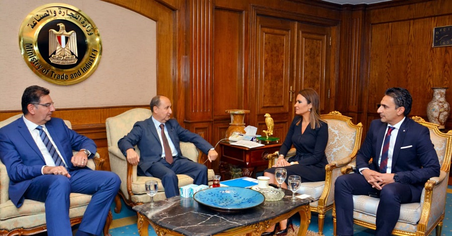 وزيرا الاستثمار والصناعة يجتمعان بقيادات شركة فيليبس العالمية