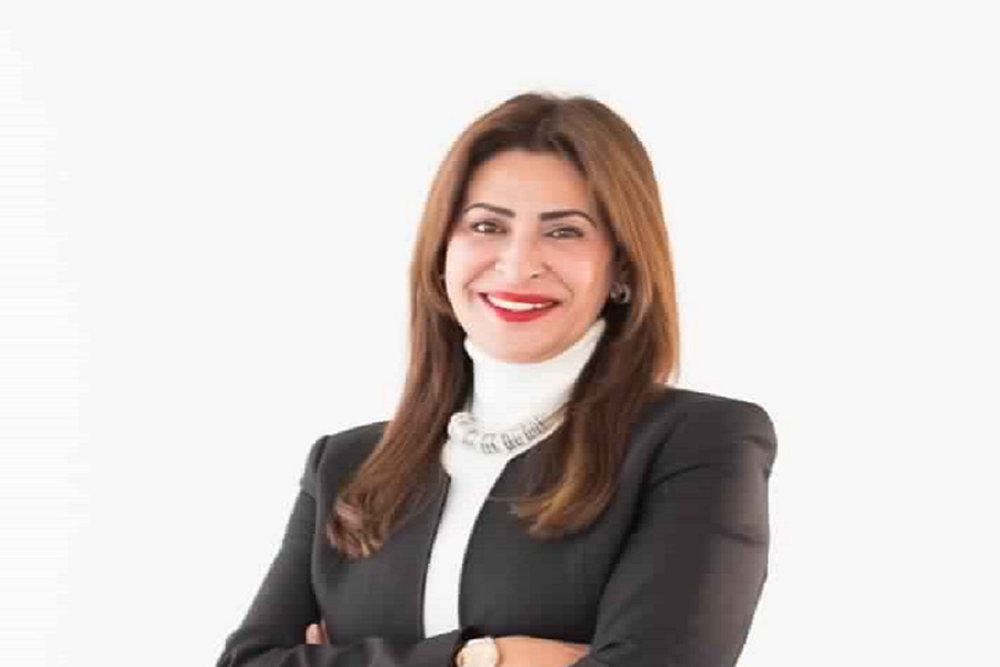 هلا صقر العضو المنتدب للتجارى وفا بنك