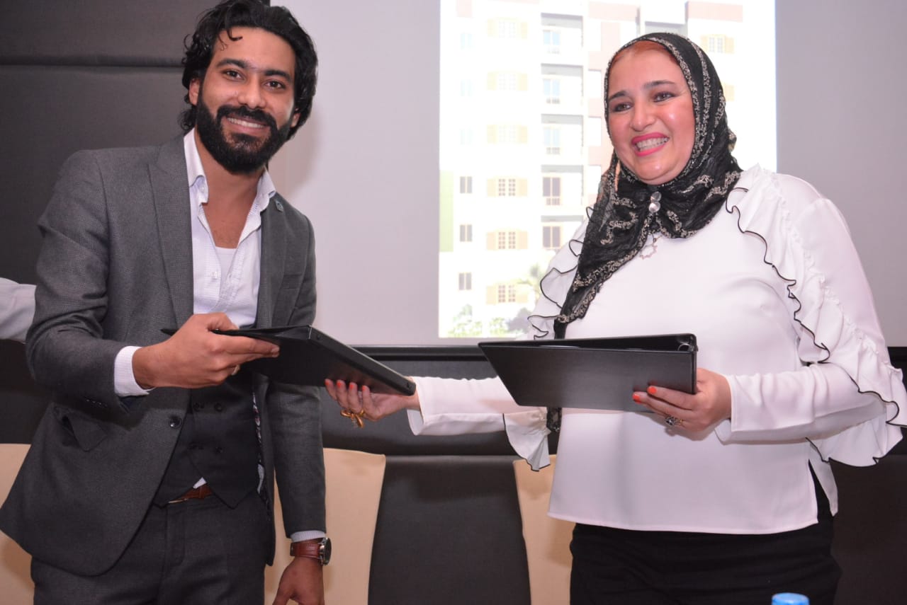 جانب من توقيع الشراكة بين عمار العقارية و الدلتا للسكر