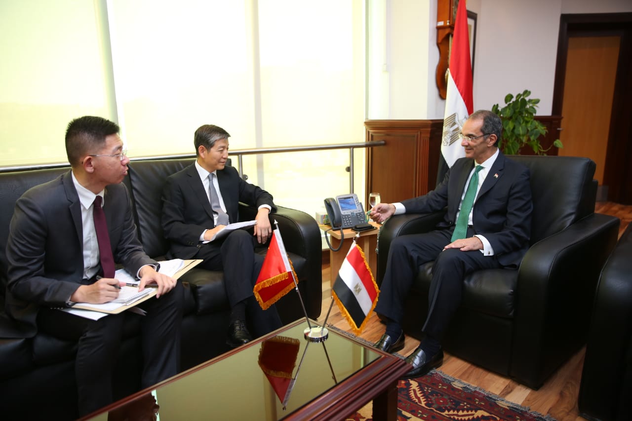 وزير الاتصالات يشارك بفعاليات منتدى الابداع في شبكات المستقبل لدول البريكس BRICS؛