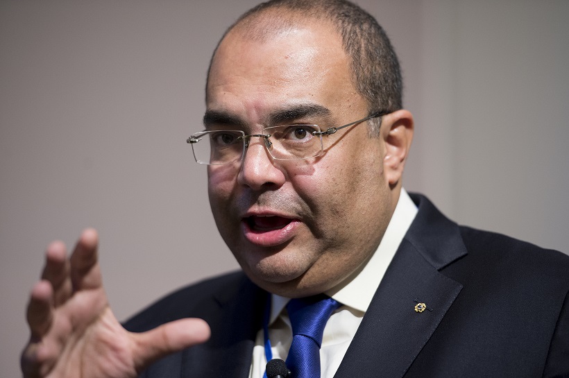 الدكتور محمود محيي الدين