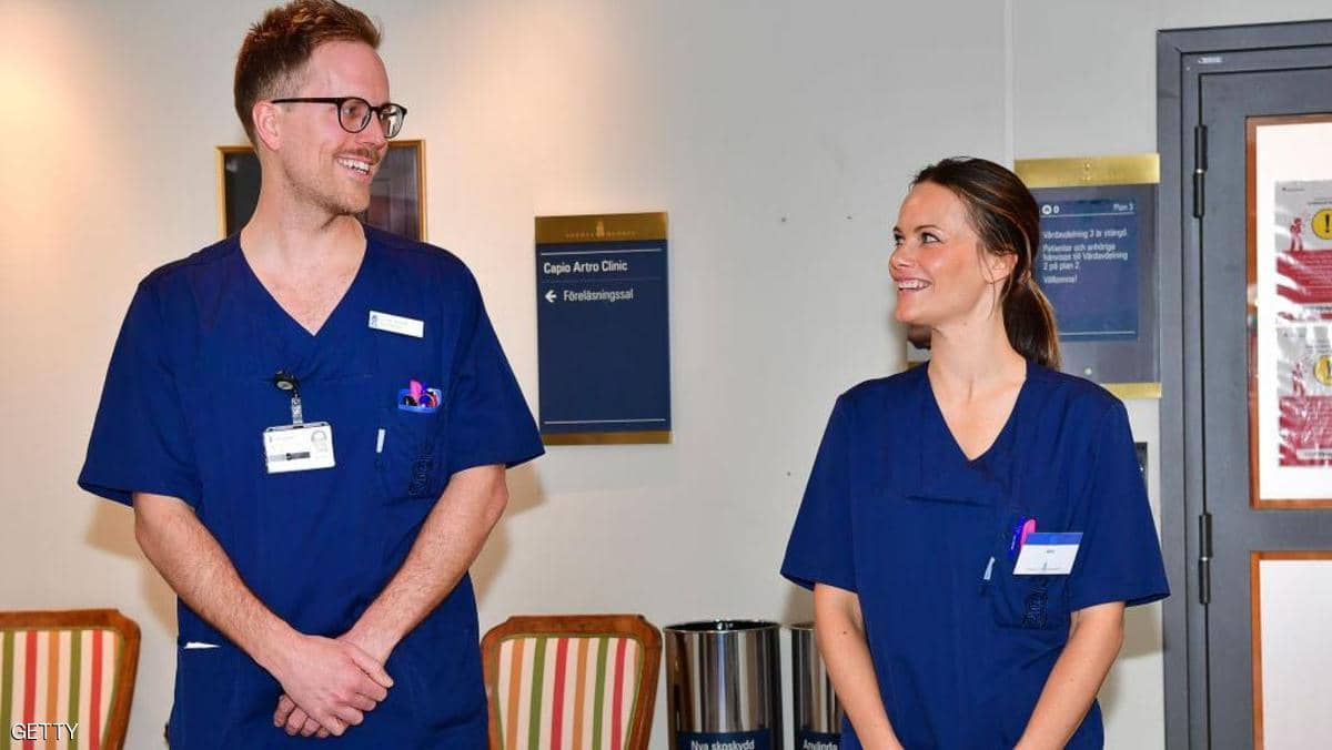 أميرة سويدية تتطوع بالجيش الأبيض لمواجهة فيروس كورونا