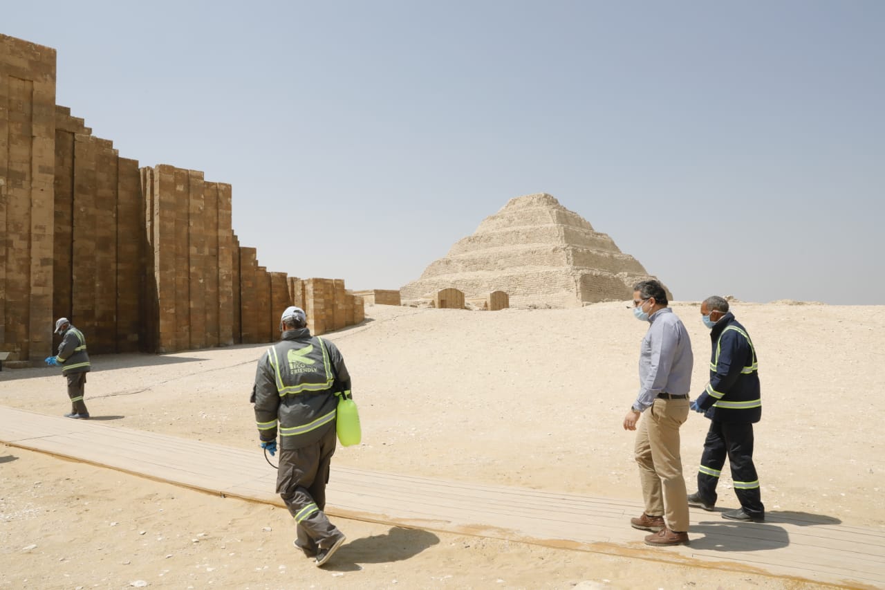 خالد عناني وزير السياحة والآثار