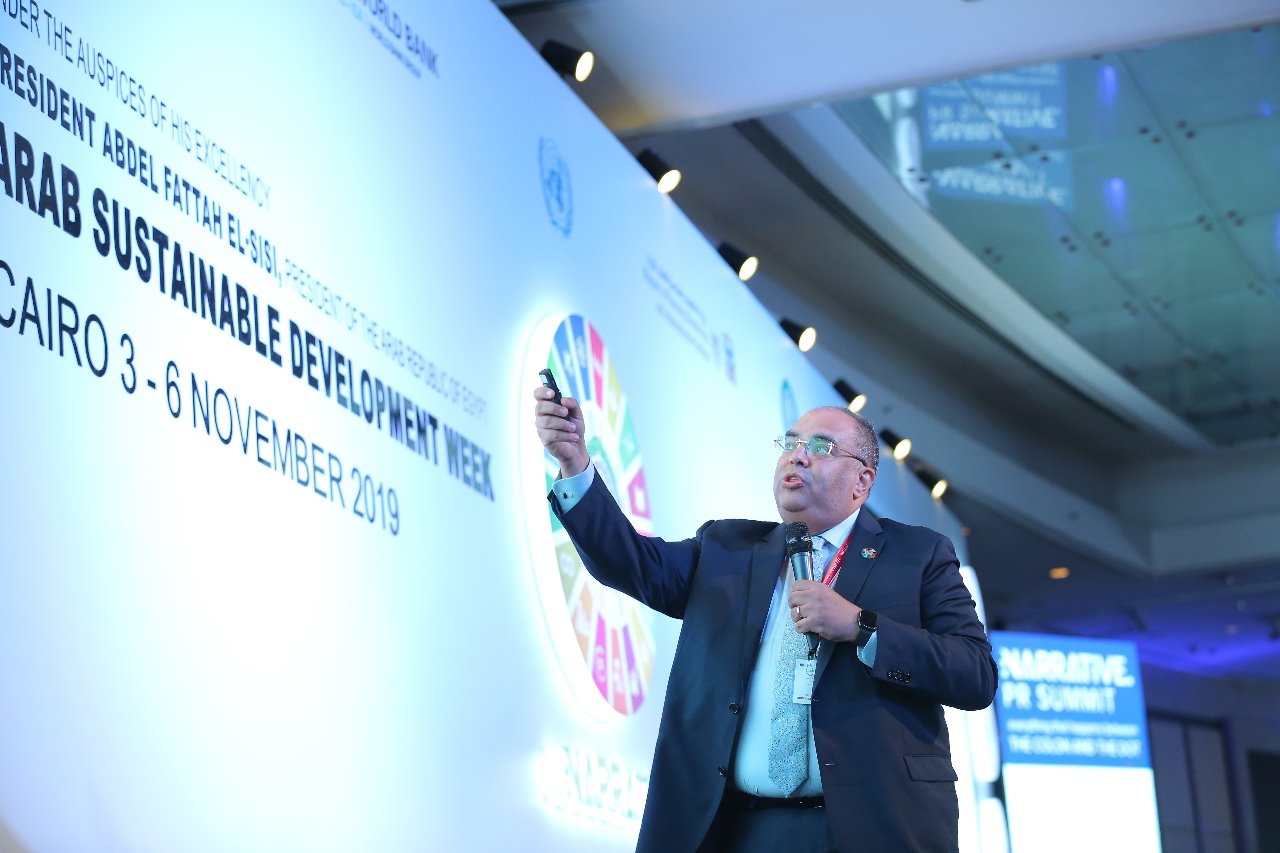 محمود محيي الدين