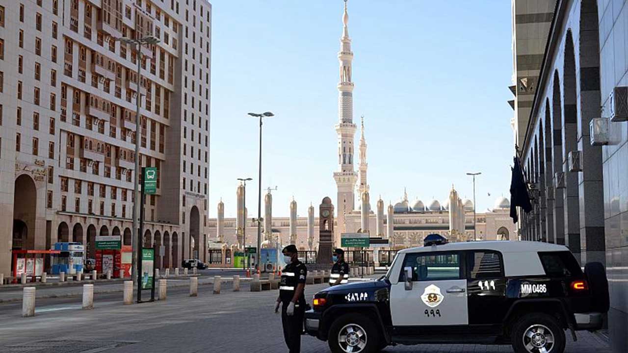 حظر التجول في السعودية