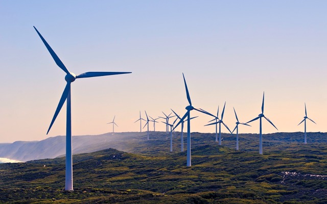 إيطاليا تعتزم بناء 6 مزارع رياح لإنتاج الطاقة بقدرة 418 ميجاوات