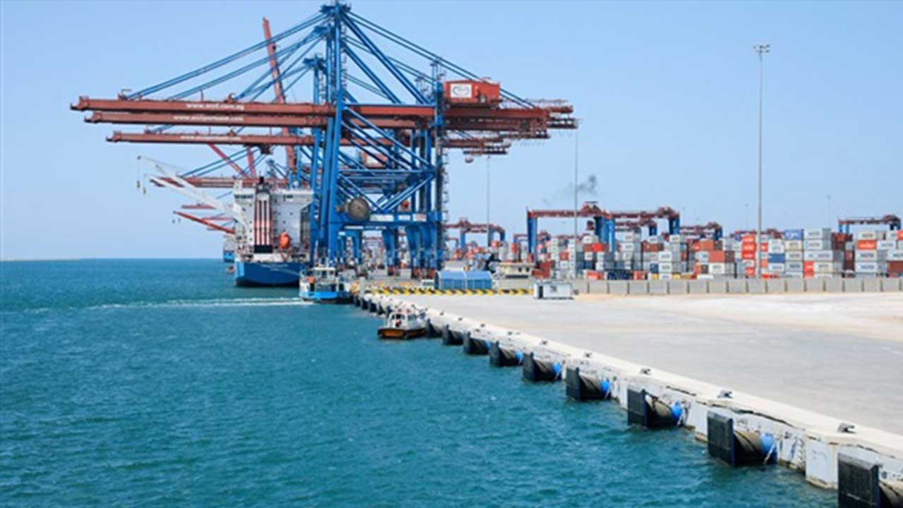 قناة السويس