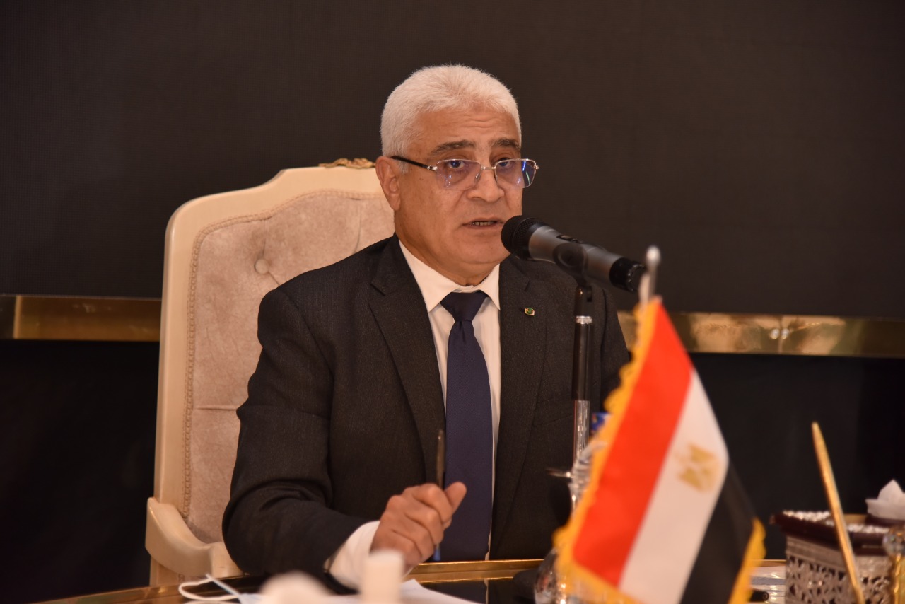 جمال عوض رئيس التأمينات