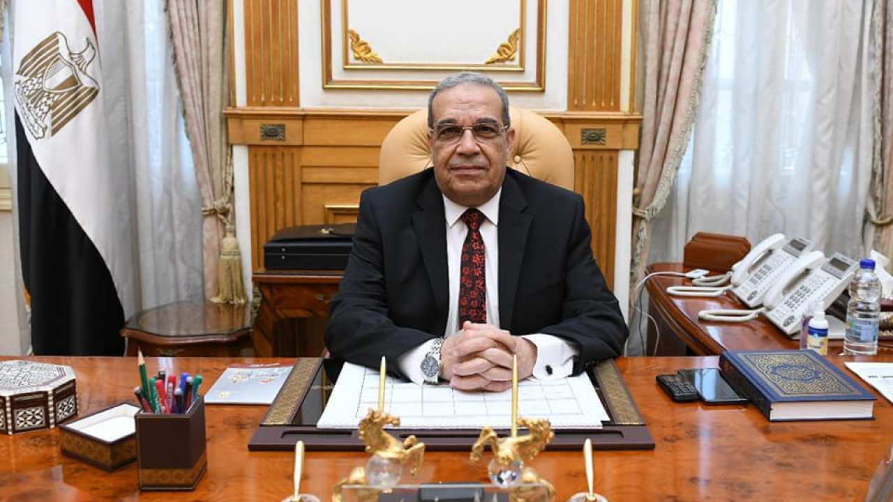 وزير الإنتاج الحربي يلتقي وفد «الداخلية» و«الصناعة والمعادن» العراقية