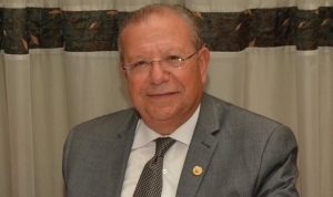 محمد عبد العال الخبير المصرفي