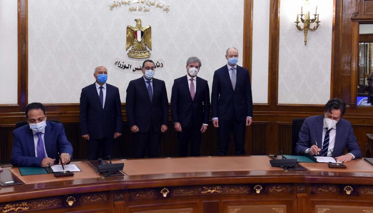 اتفاقية بين «القومية للأنفاق» و«سيمنز»