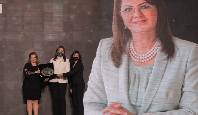 «قمة مصر الأفضل» تحتفي بوزيرات مصر