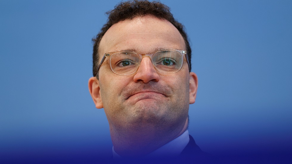 ينس شبان وزير الصحة الألماني