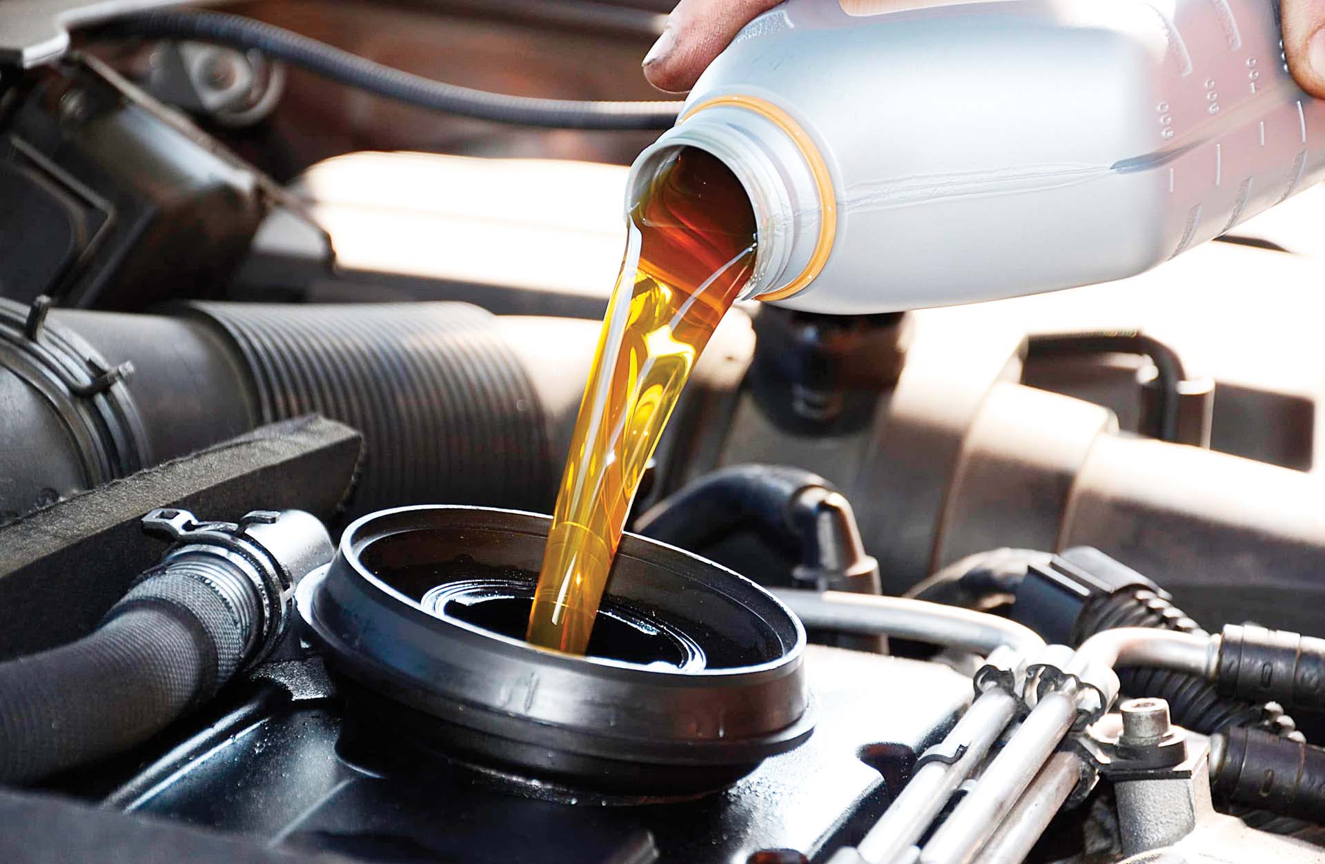 زيوت السيارات