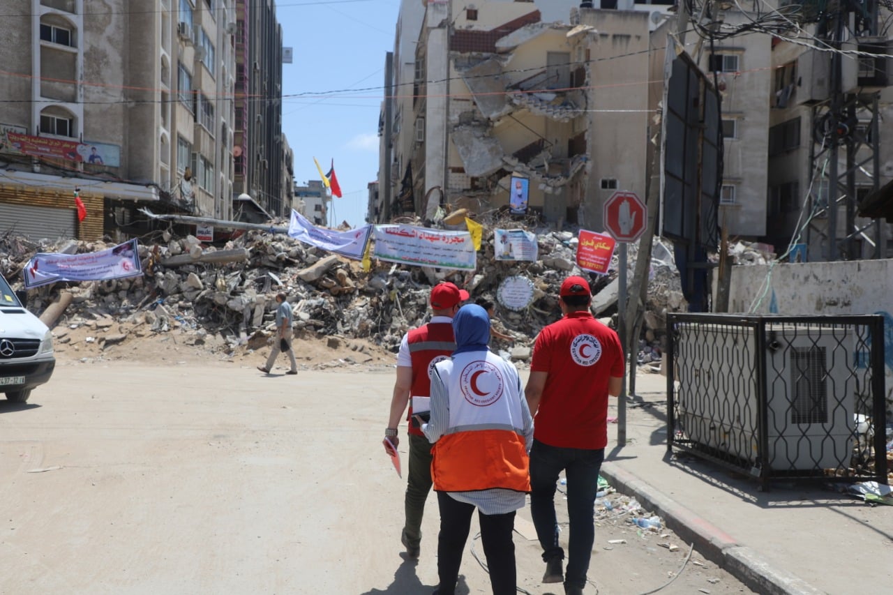 الهلال الأحمر المصري يزور قطاع غزة