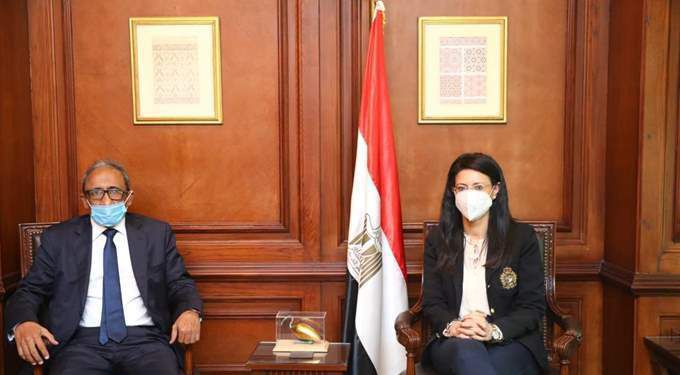 وزيرة التعاون الدولى