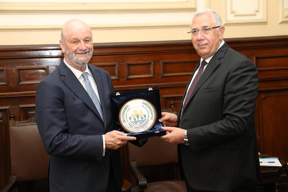 وزير الزراعة