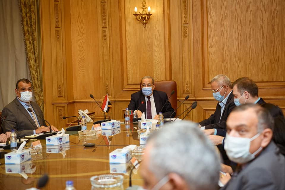 وزير الإنتاج الحربى