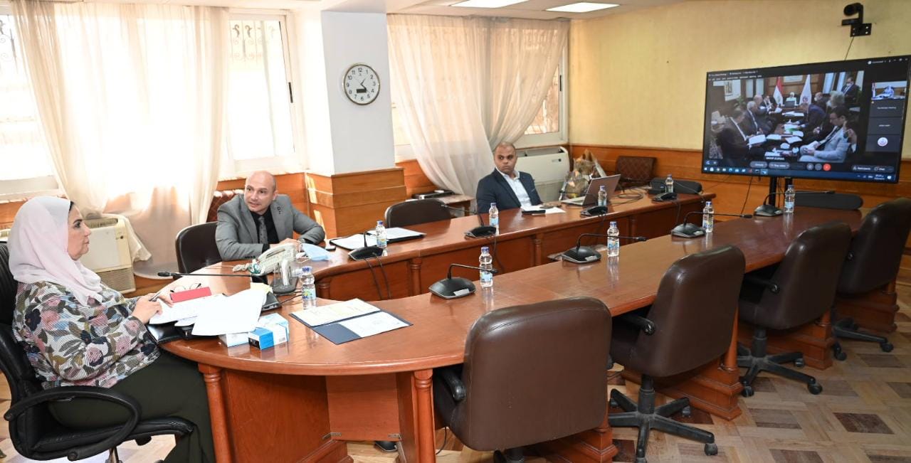 صندوق التعويض عن مخاطر المهن الطبية يعقد اجتماعه الأول برئاسة وزيرة الصحة