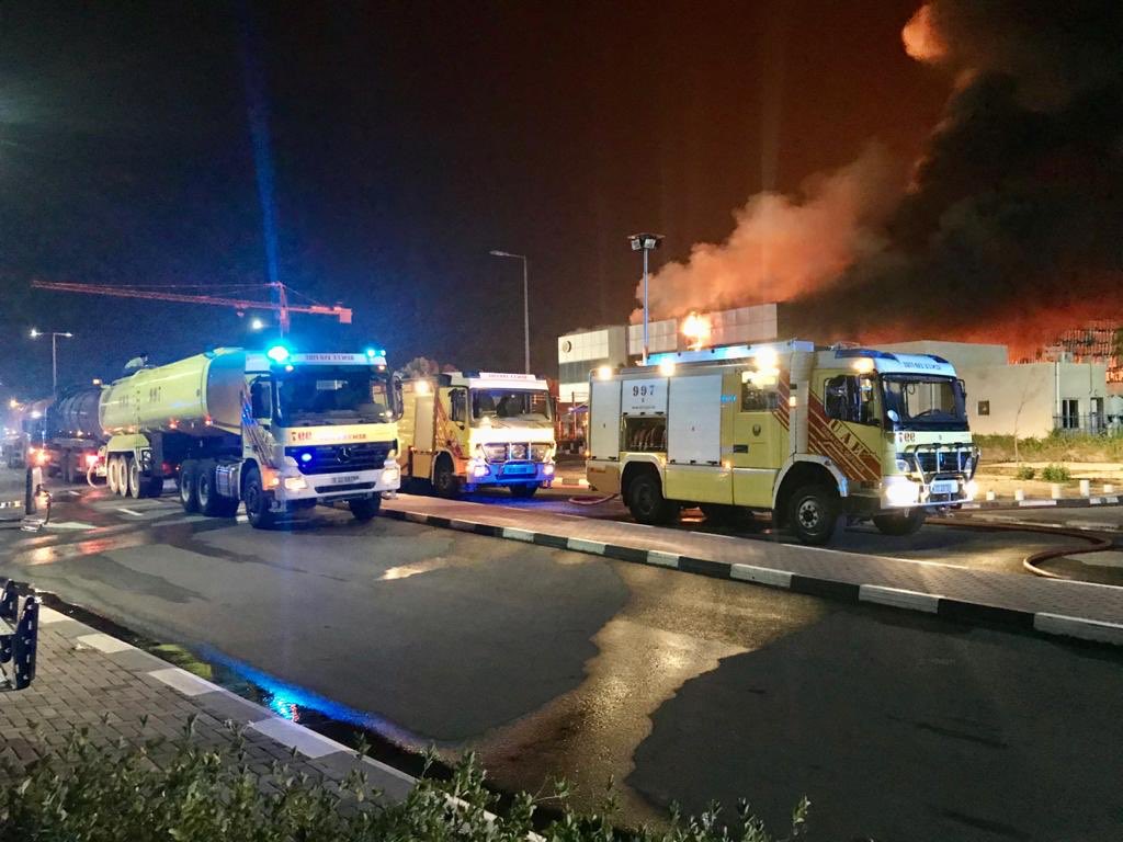 حريق حاوية جبل علي