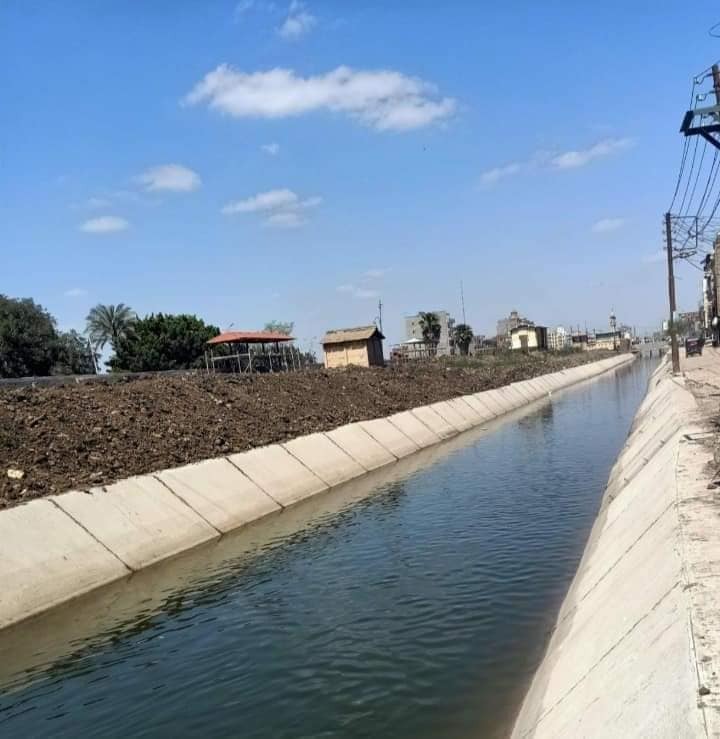 مشروع تأهيل وتبطين الترع