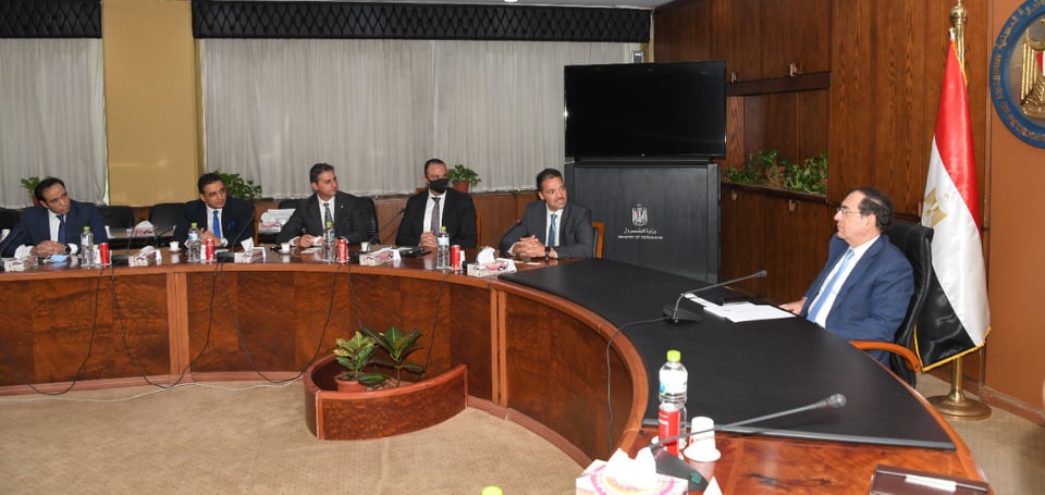 وزير البترول ووفد سيمنس الألمانية