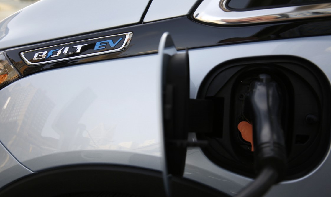 سيارة "بولت" الكهربائية