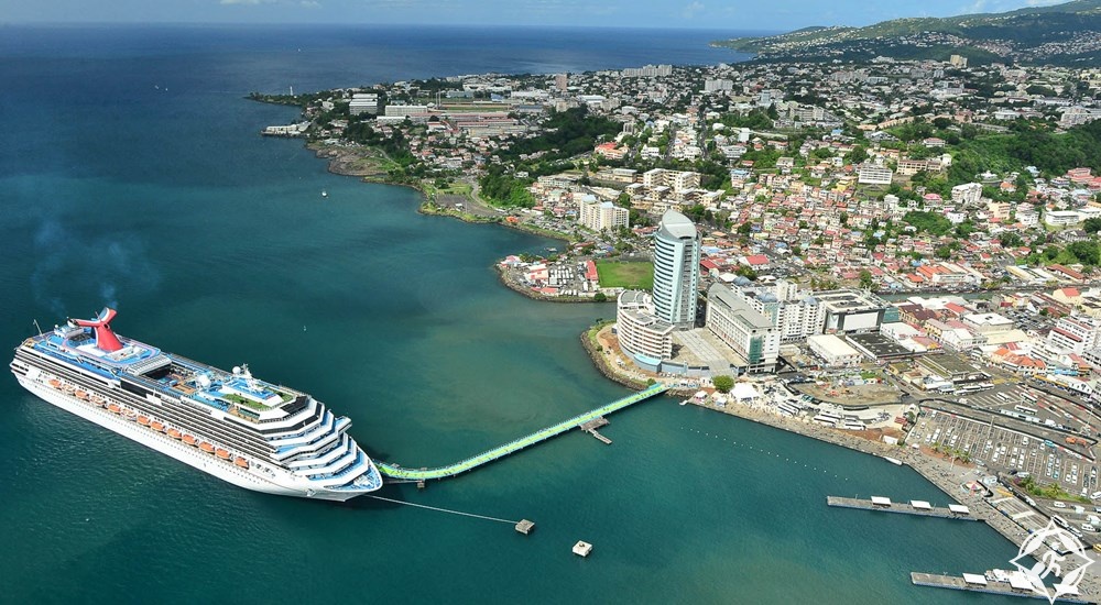 جزيرة مارتينيك الفرنسية