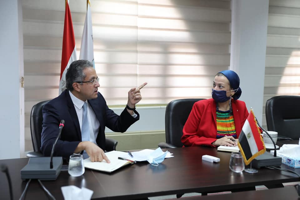 وزيرا البيئة والسياحة