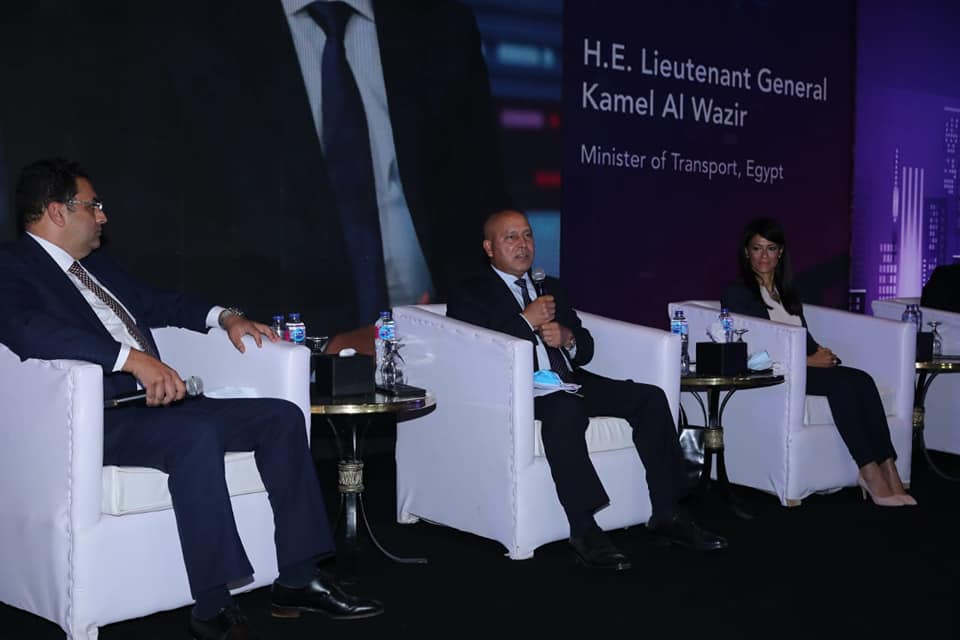 وزير النقل خلال ملتقى بناة مصر
