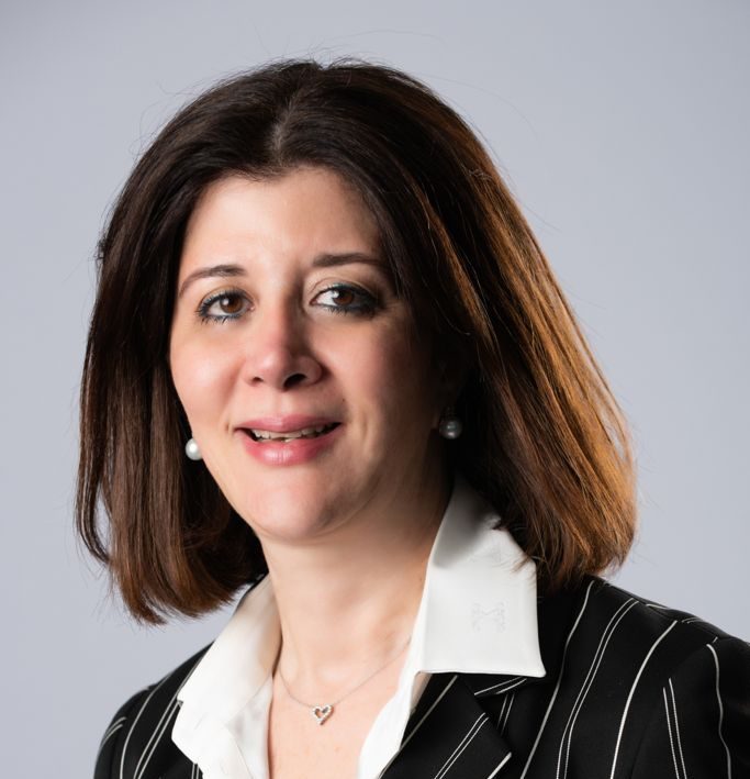 هالة صادق البنك الأهلي المتحد