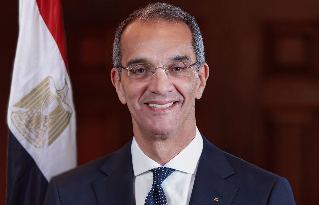 وزير الاتصالات