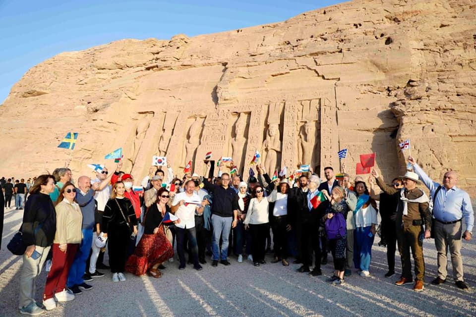 وزير السياحة والآثار