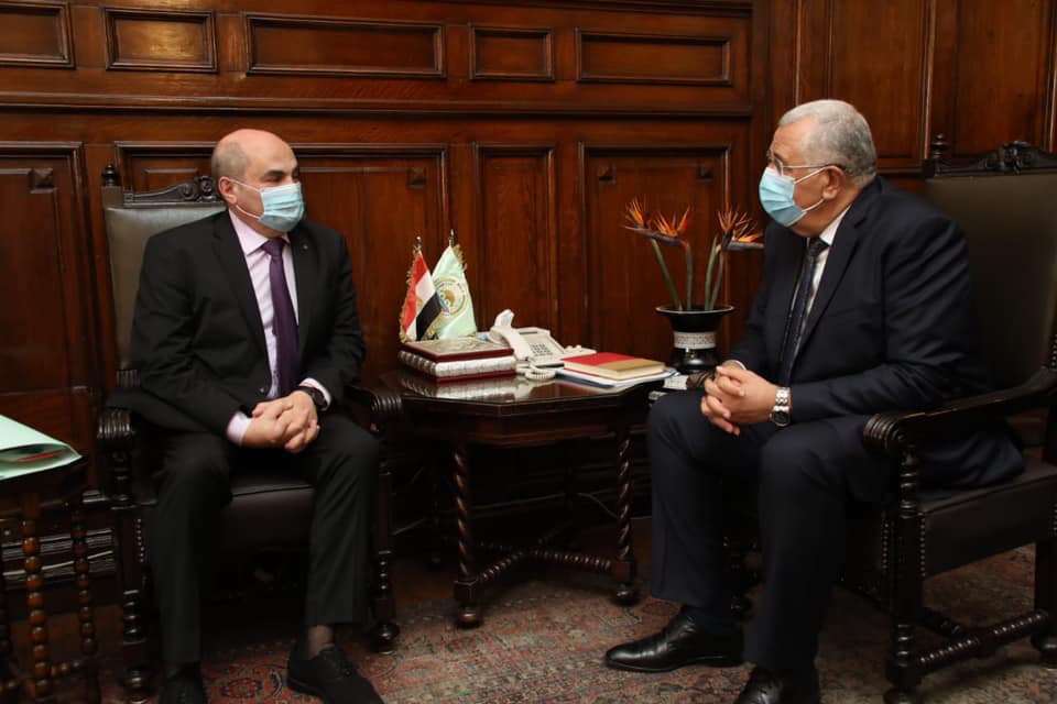 وزير الزراعة