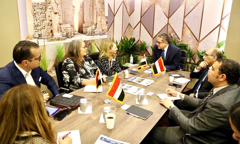 وزير السياحة يلتقي مسئولي اتحاد وكلاء وشركات السياحة والسفر البريطانية