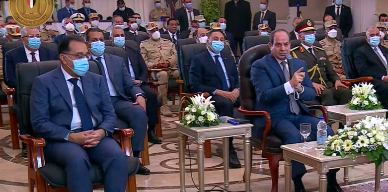 الرئيس السيسي نباتات الزينة