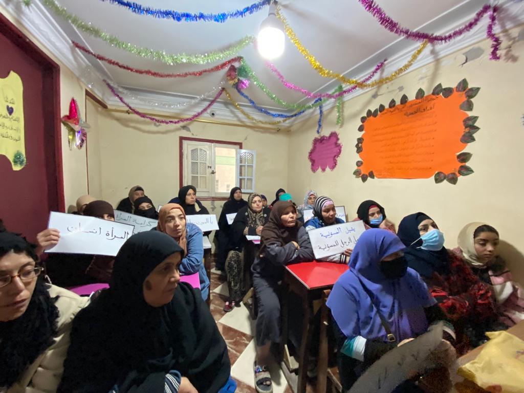 أثناء الندوة