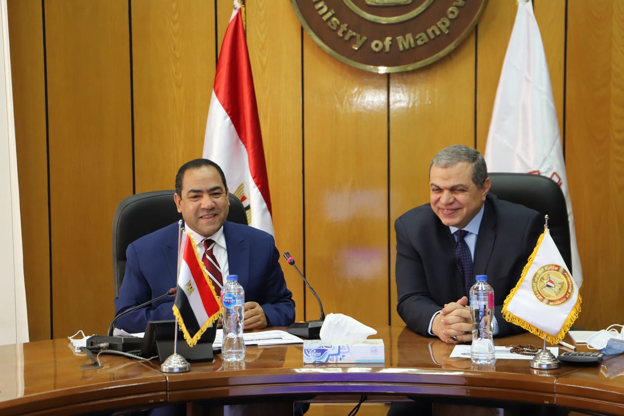 اجتماع وزير القوى العاملة و رئيس الجهاز المركزي للتنظيم والإدارة