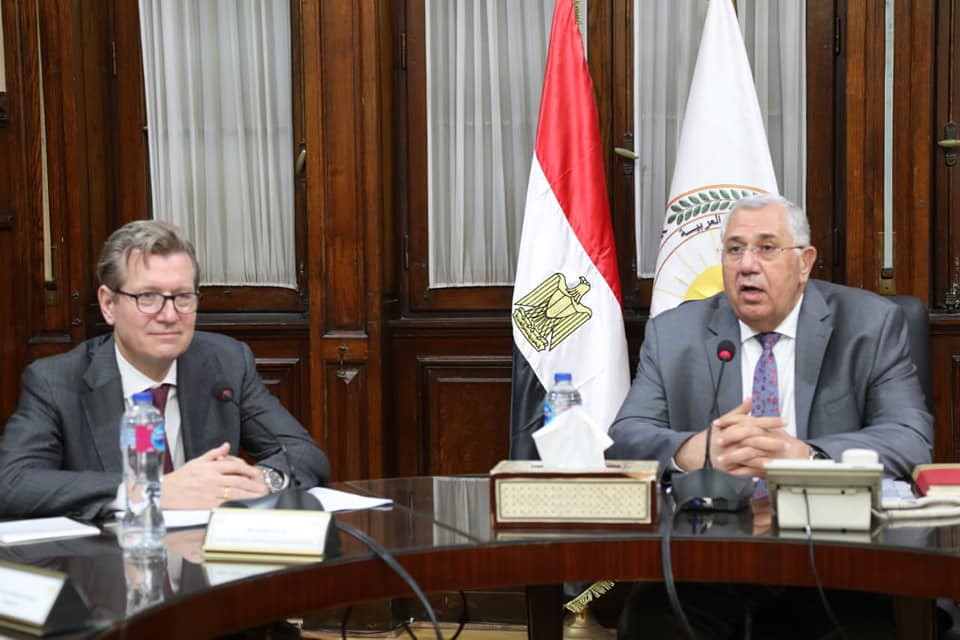 لقاء وزير الزراعة المصري ونائب وزير الزراعة الروسي