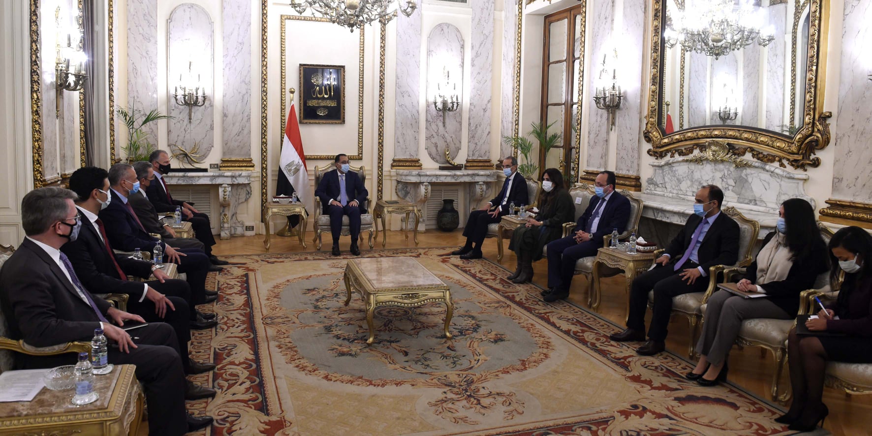 اجتماع هانيويل الأمريكية مع رئيس الوزراء المصري