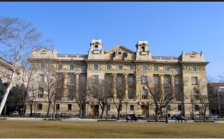 المركزي المجري