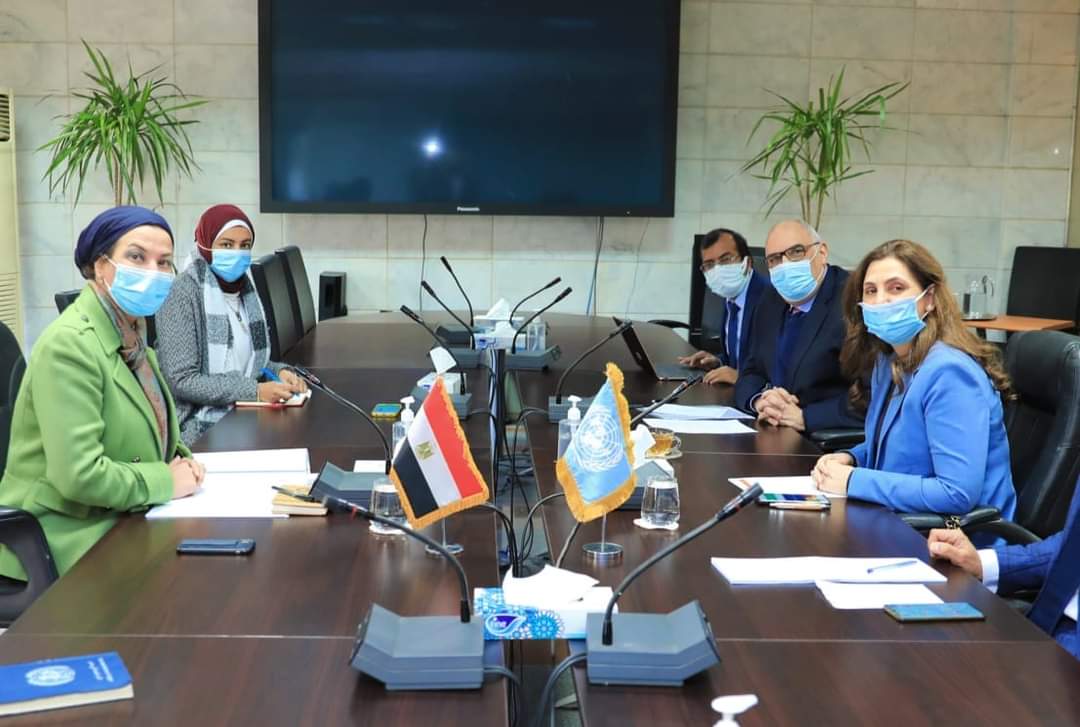 وزيرة البيئة