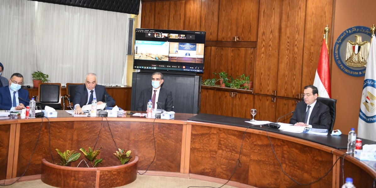 وزير البترول يعتمد الموازنة الاستثمارية لشركة القاهرة للتكرير خلال 2022/2023