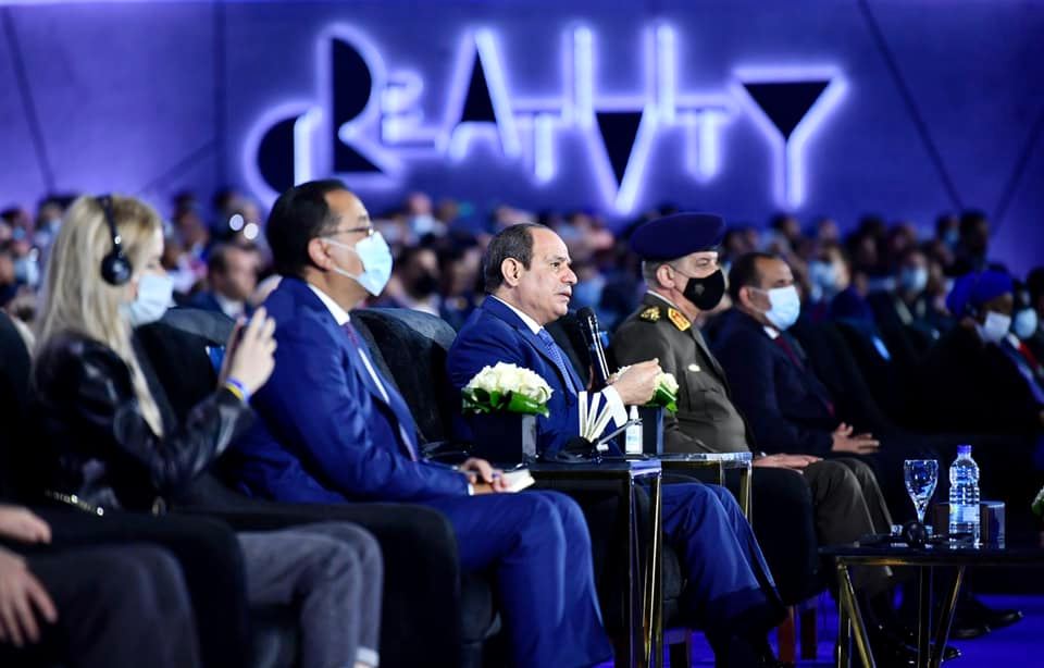 الرئيس السيسي خلال فعاليات منتدى شباب العالم