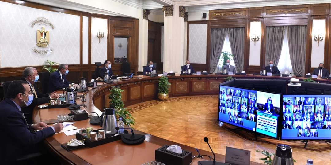 رئيس الوزراء يؤكد على المرور الميداني بالمحافظات لمتابعة توافر السلع