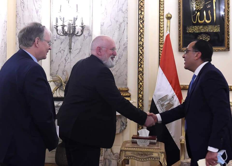 رئيس الوزراء يستقبل نائب رئيس المفوضية الأوروبية لمناقشة ملفات التعاون بمجال الطاقة الخضراء